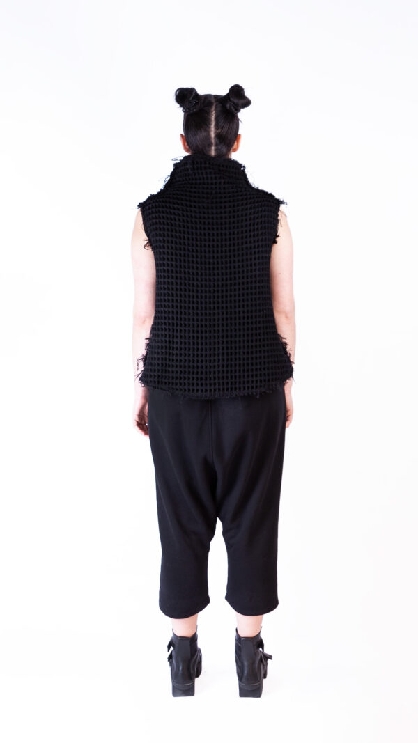 Short Wool Waffle Top / Vest - Image 3